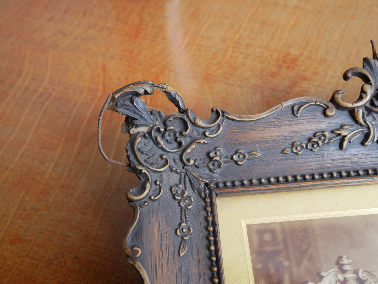 Distressed Antique Edwardian George Barnes Picture Wall Frame with Period Photograpgh of a Bride.