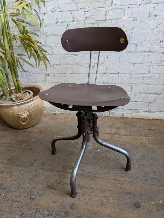 1 x Vintage 50s 60s Steel Industrial Factory Machinists Typists Swivel Desk Chair