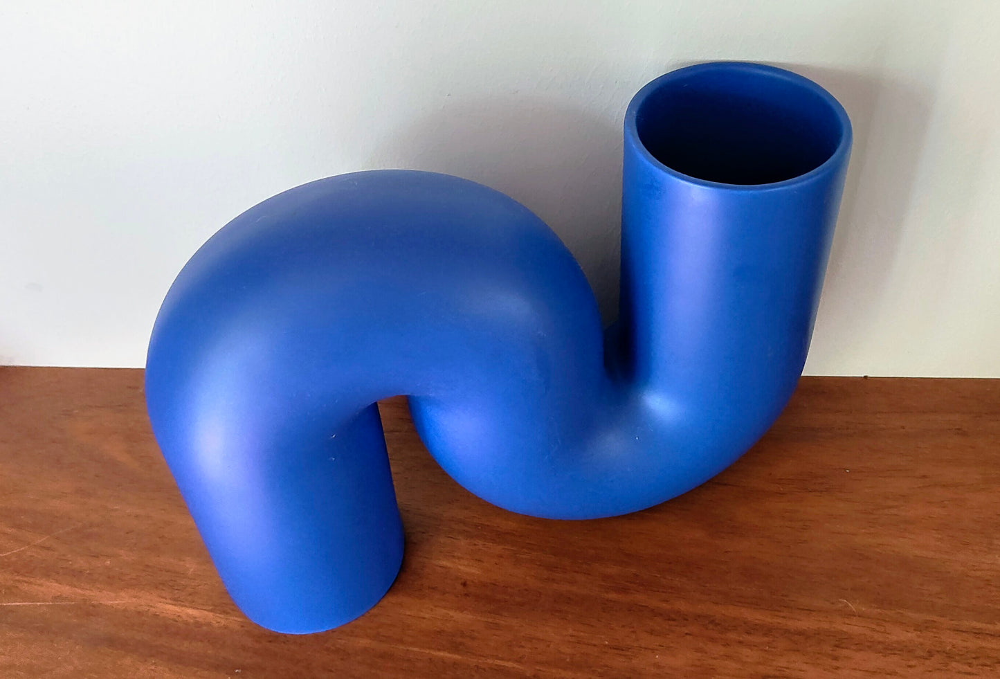 Unusual Habitat S Bend Ceramic Vase