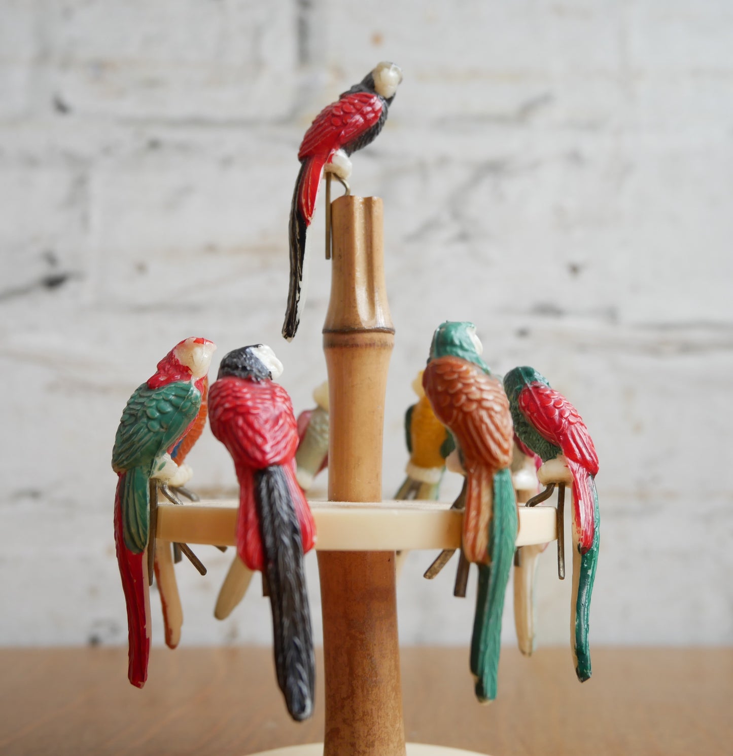 Unusual Vintage 1950s 60s Parrot Clips on a Bakelite and Cane Stand