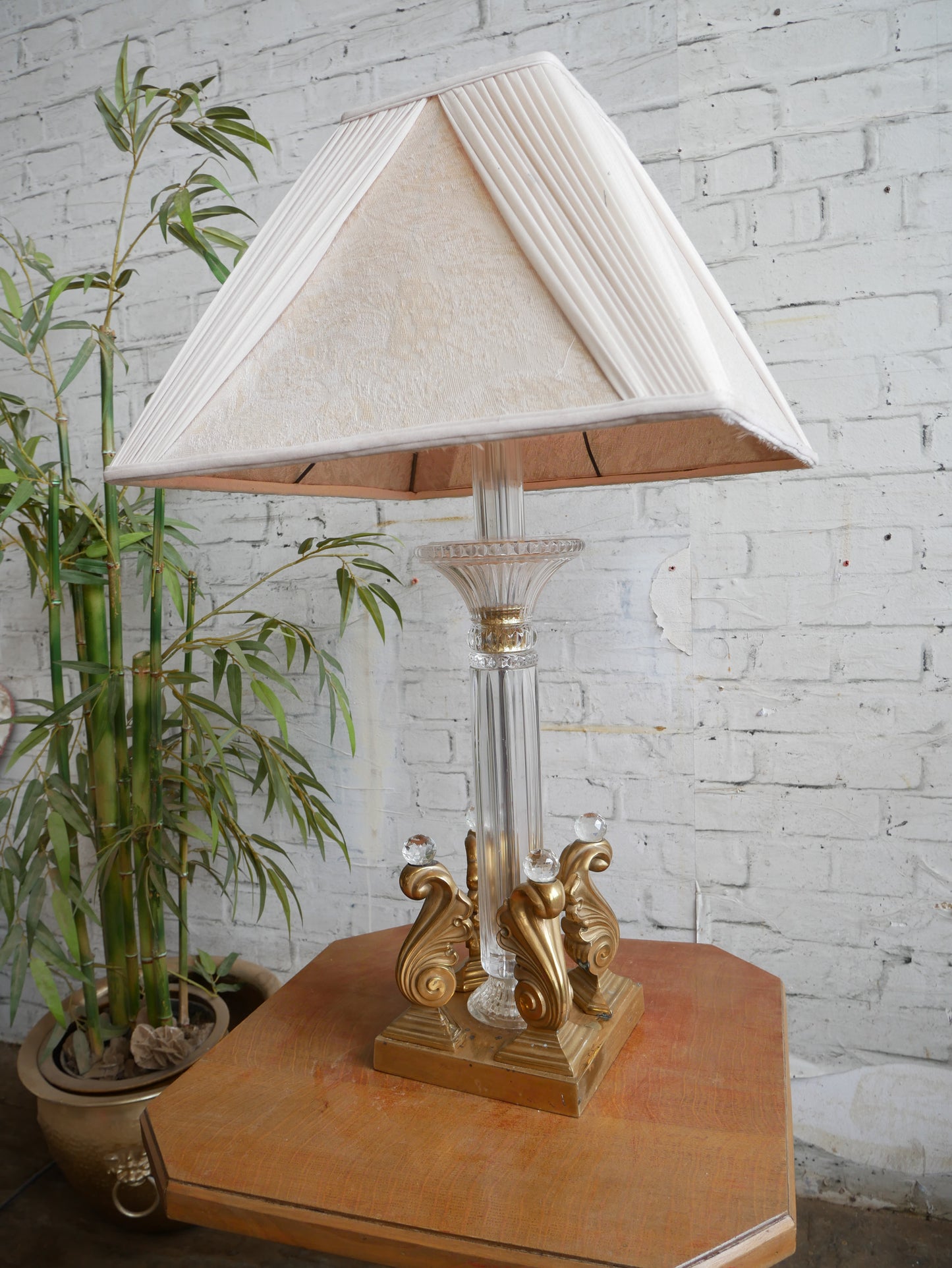 Vintage 70s 80s Underwriters Laboratories Hollywood Regency Brass Cut Glass Table Lamp