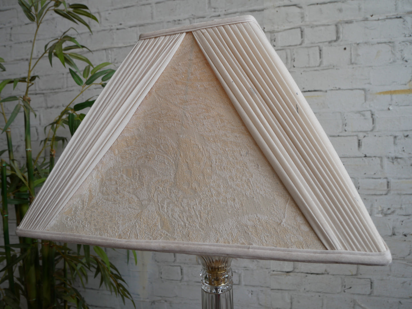 Vintage 70s 80s Underwriters Laboratories Hollywood Regency Brass Cut Glass Table Lamp