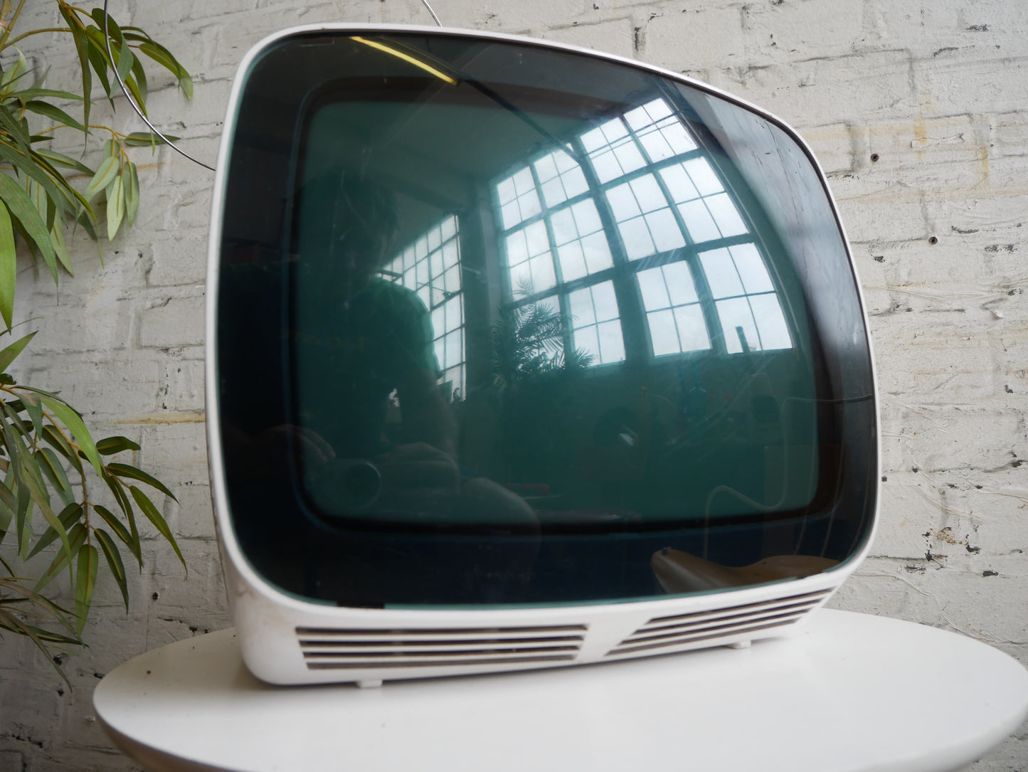 Vintage Retro 70s Mid Century Space Age Indesit Portable TV Television Set for Prop Spares/ Repair