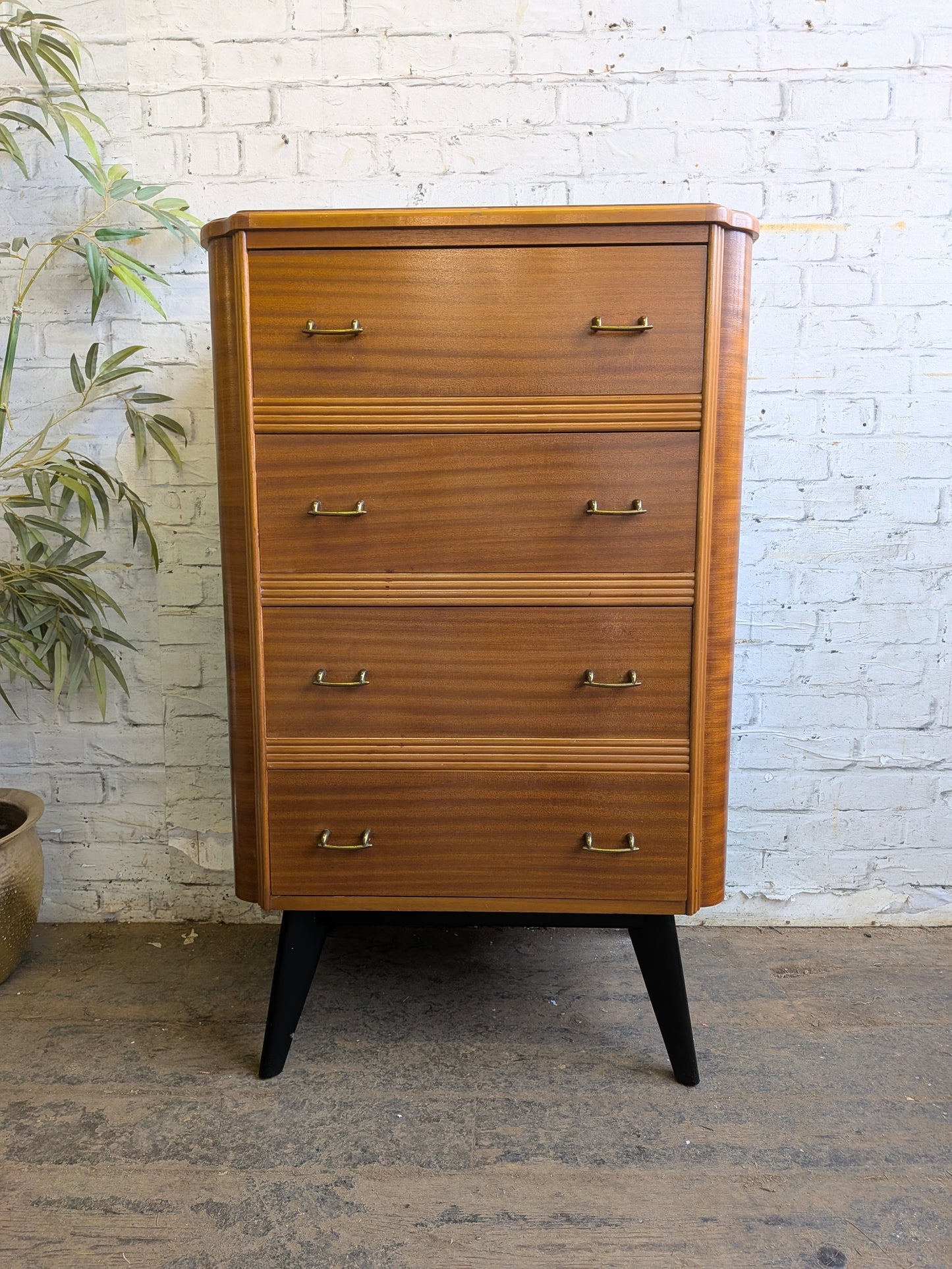 Vintage Retro 50s 60s Mid Century Modern Homeworthy Tallboy Chest of 4 Drawers