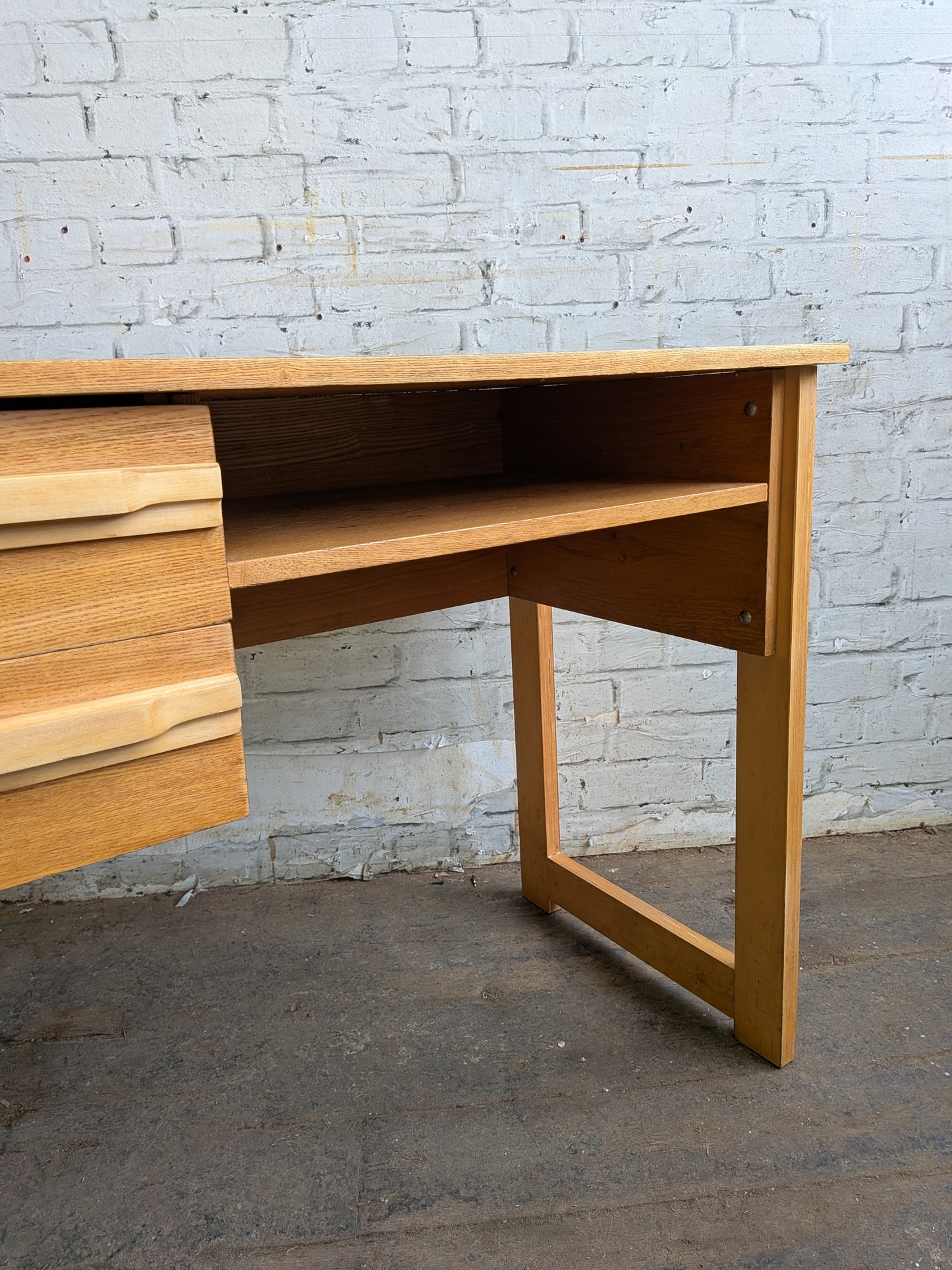 Vintage 70s Retro Mid Century Modern 2 Drawer Work Desk Dressing Vanity Table