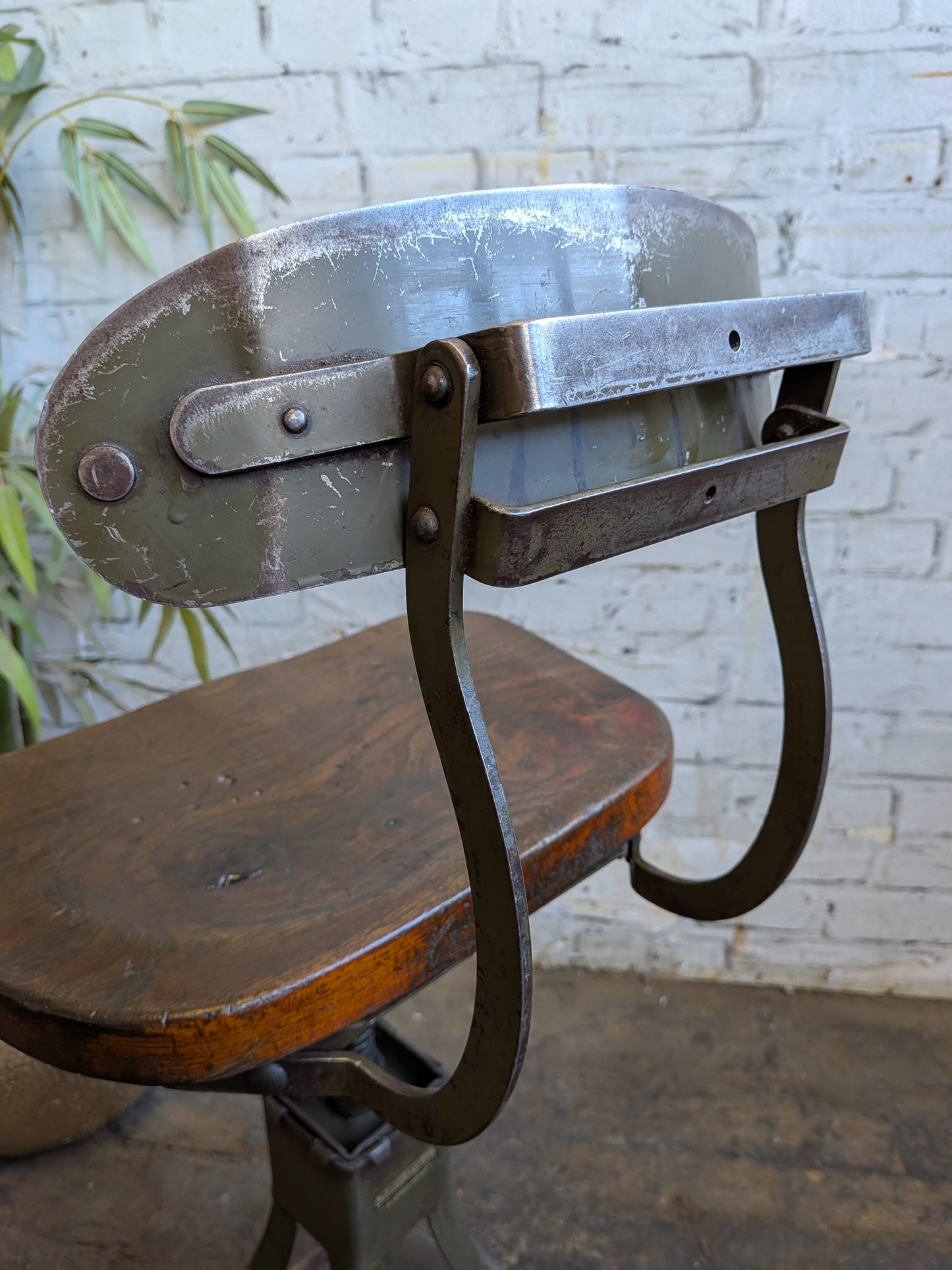 1 Vtg 30s 40s Art Deco Steel Evertaut Industrial Machinists Typists Swivel Chair