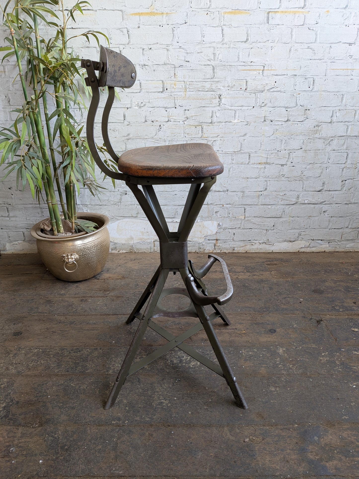 1 x Rare Vtg 30s 40s Art Deco Evertaut Industrial Metal High Chair with Footrest