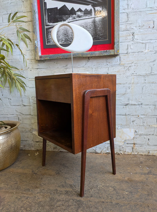 Vintage 1950s 60s Retro Mid Century Modern Side Table Bedside Cabinet with Single Drawer