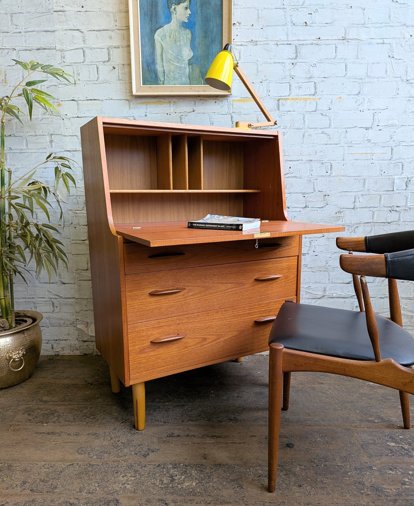 Vintage Retro 1960s 70s Mid Century Modern Teak 3 Drawer Writing Desk Bureau