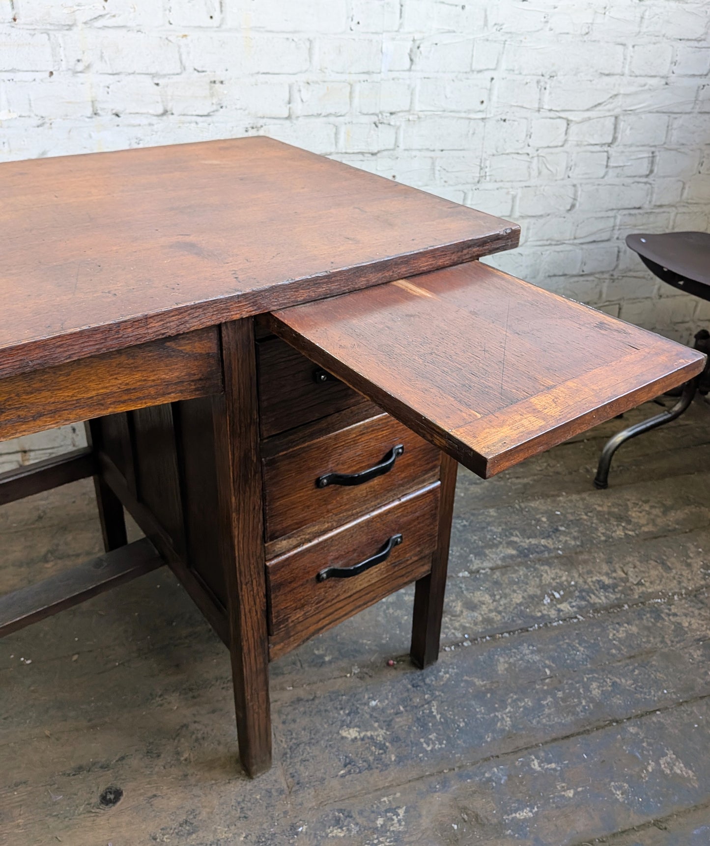 Small Vintage 40s 50s Oak 3 Drawer Extending Industrial Factory Pedestal Desk