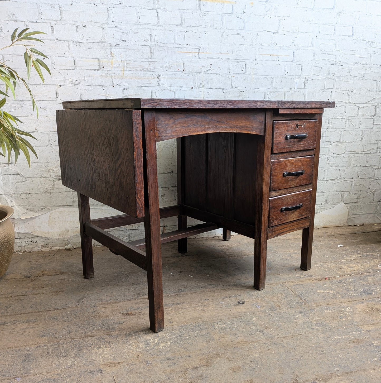 Small Vintage 40s 50s Oak 3 Drawer Extending Industrial Factory Pedestal Desk
