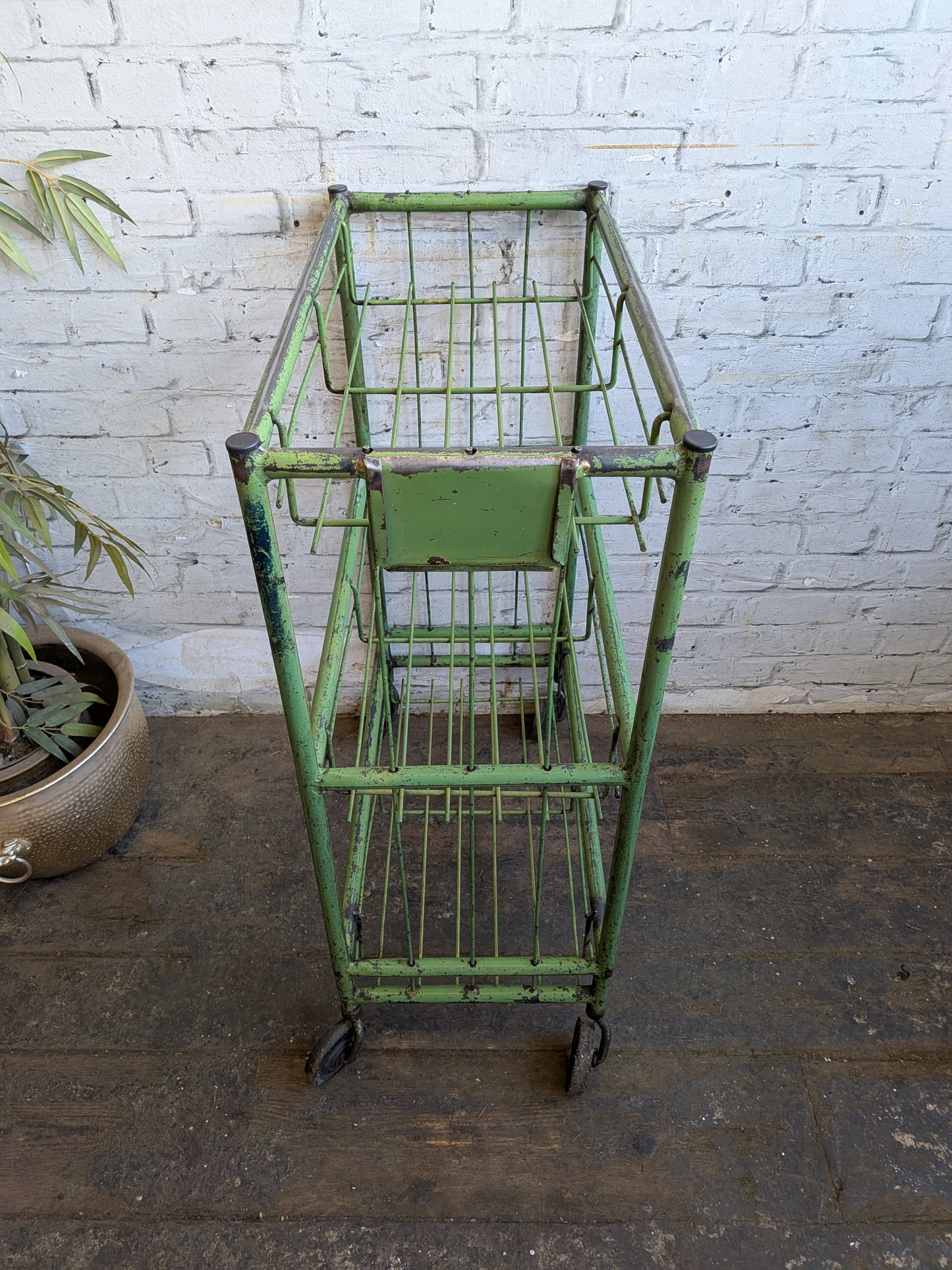 1 x Vtg Mid Century Industrial Factory Steel Book Shelf Shelving Storage Trolley