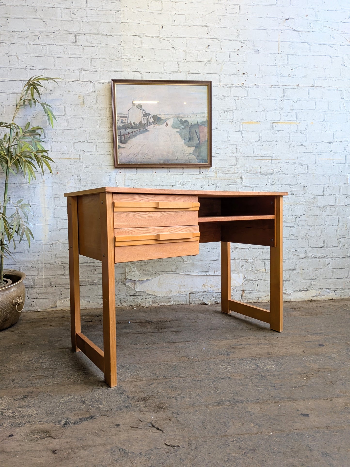 Vintage 70s Retro Mid Century Modern 2 Drawer Work Desk Dressing Vanity Table