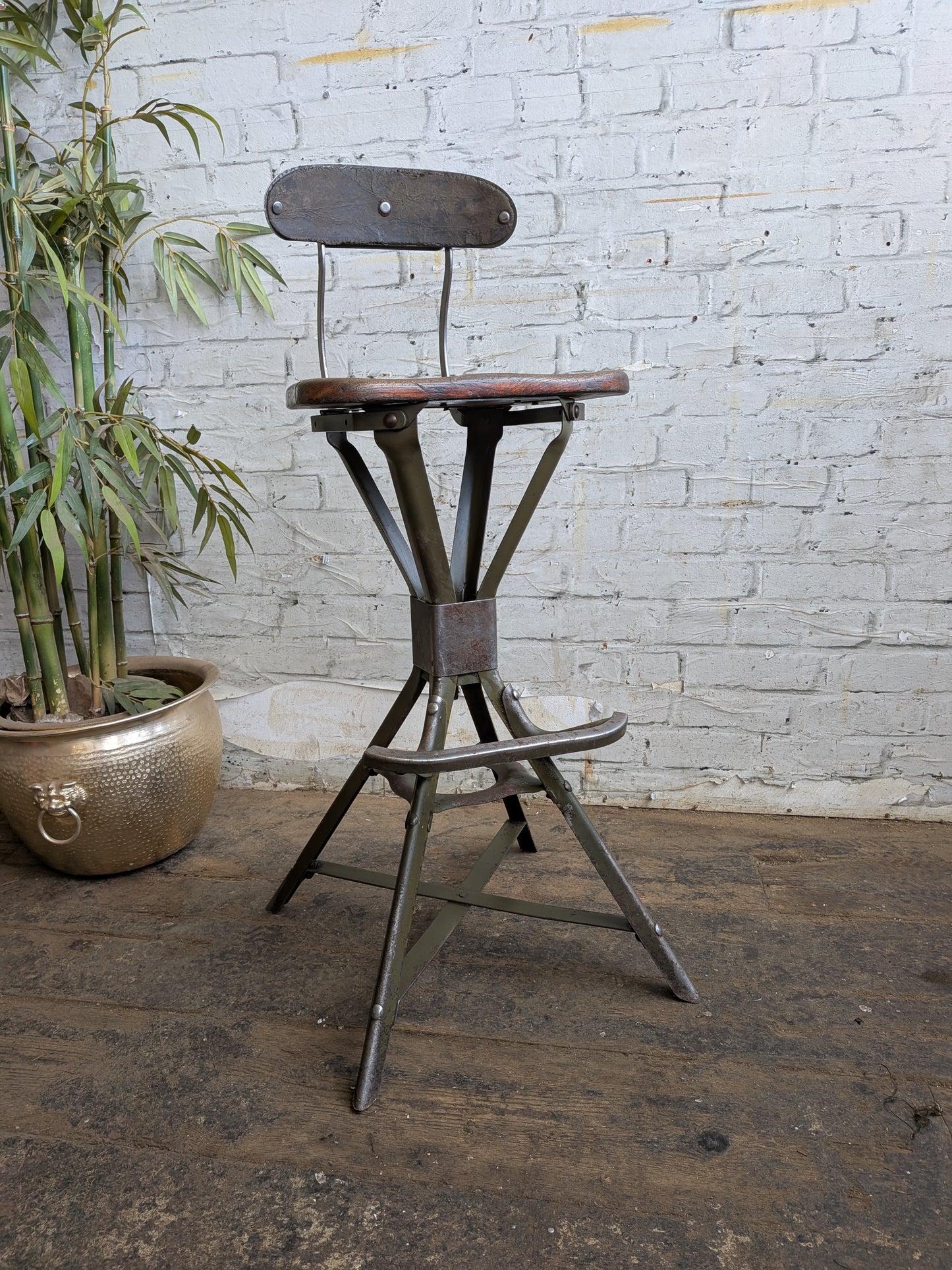 1 x Rare Vtg 30s 40s Art Deco Evertaut Industrial Metal High Chair with Footrest