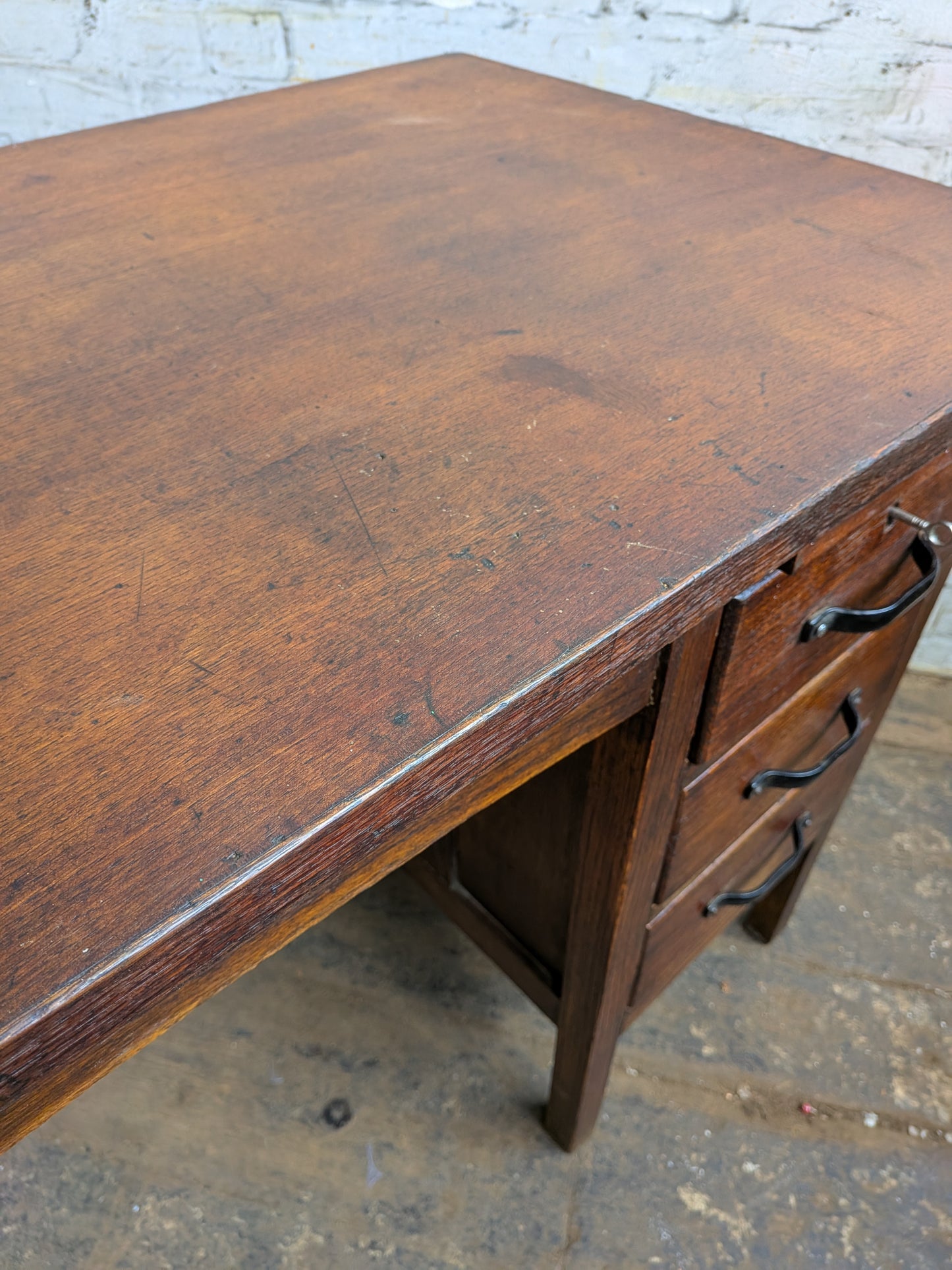 Small Vintage 40s 50s Oak 3 Drawer Extending Industrial Factory Pedestal Desk