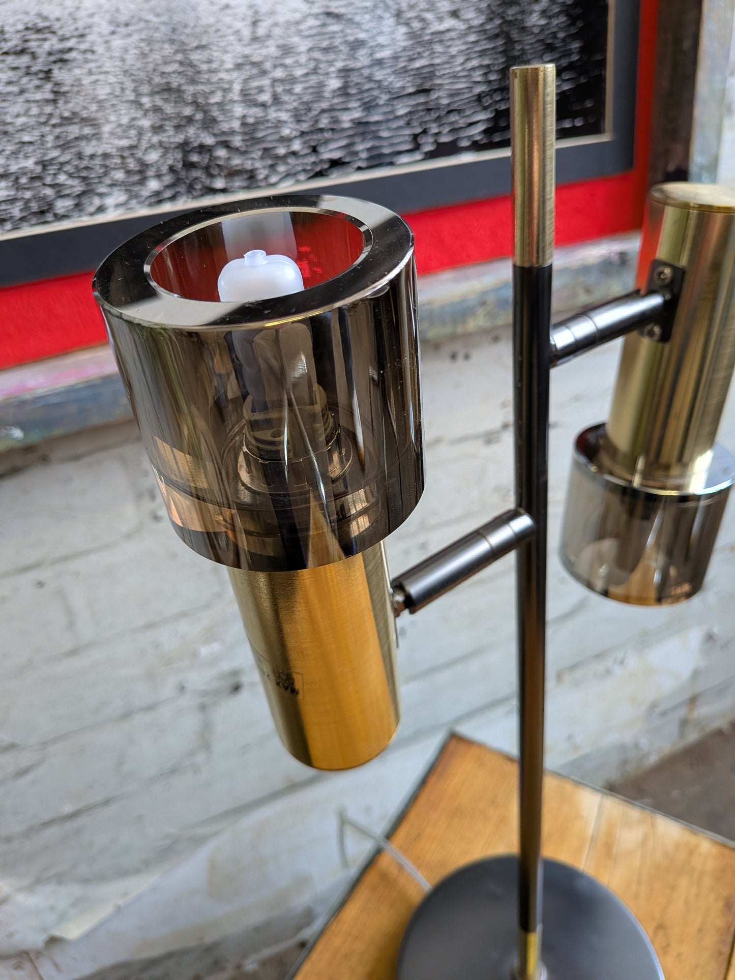 Contemporary Retro Mid Century Modern Style Articulated Spotlight Table Lamp