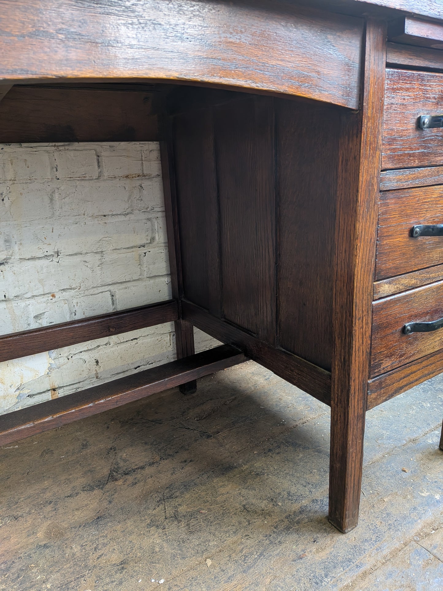 Small Vintage 40s 50s Oak 3 Drawer Extending Industrial Factory Pedestal Desk
