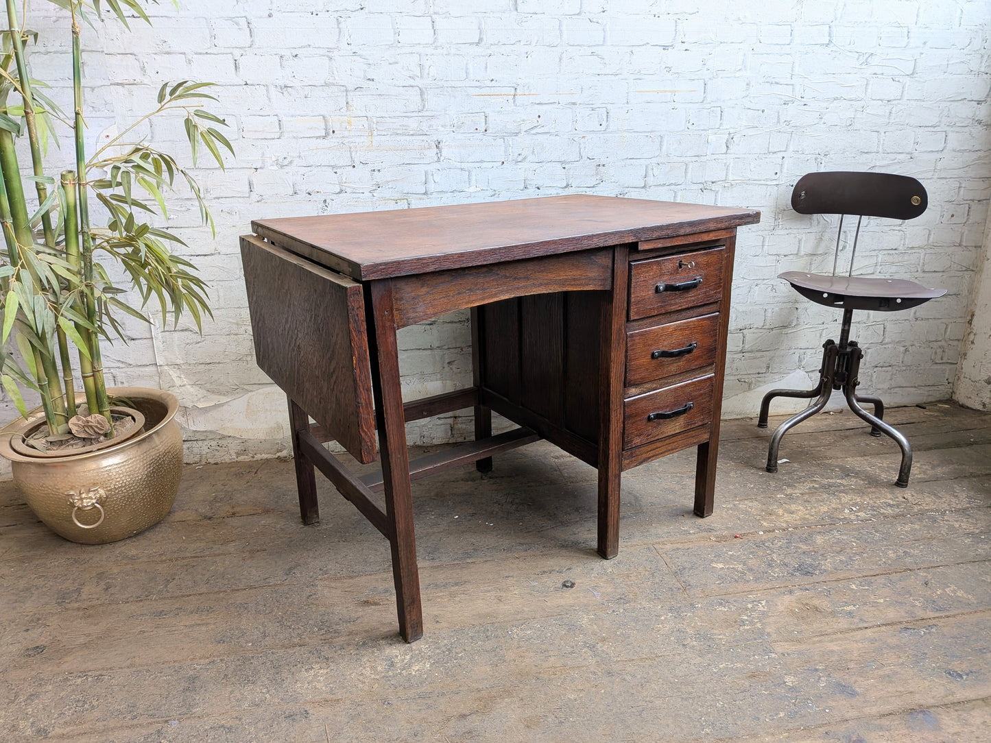 Small Vintage 40s 50s Oak 3 Drawer Extending Industrial Factory Pedestal Desk