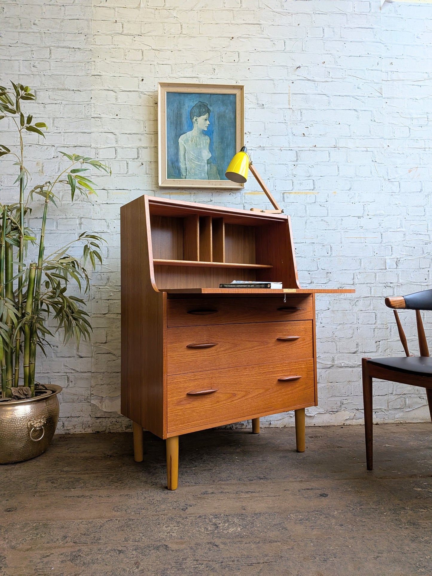 Vintage Retro 1960s 70s Mid Century Modern Teak 3 Drawer Writing Desk Bureau