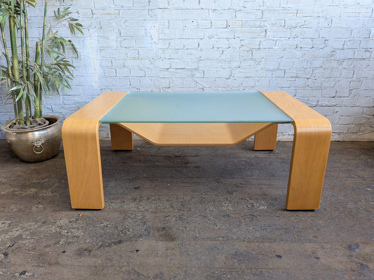 Large Vintage Modernist Style Ekornes Stressless Pegasus Bentwood and Glass Coffee Table with Magazine Rack