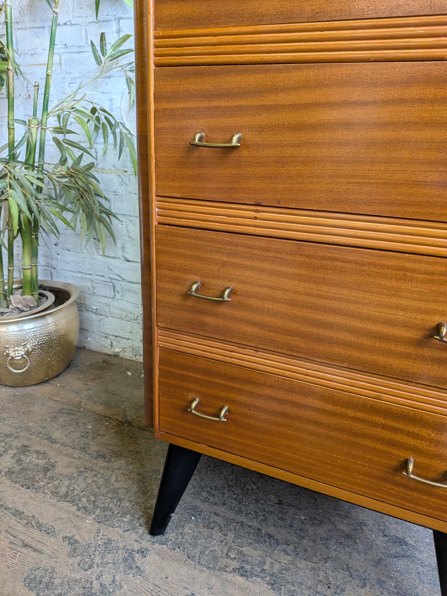 Vintage Retro 50s 60s Mid Century Modern Homeworthy Tallboy Chest of 4 Drawers