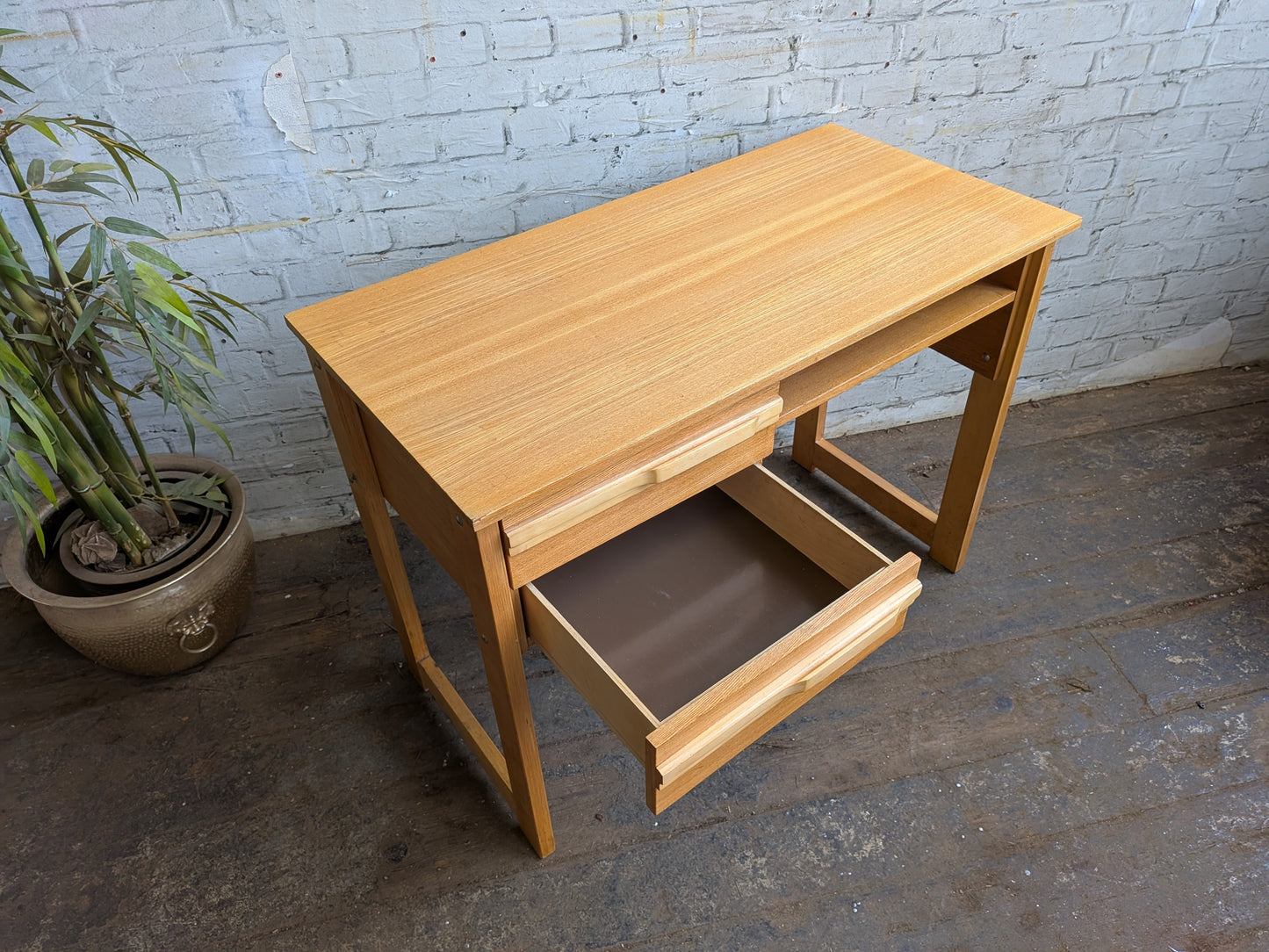 Vintage 70s Retro Mid Century Modern 2 Drawer Work Desk Dressing Vanity Table