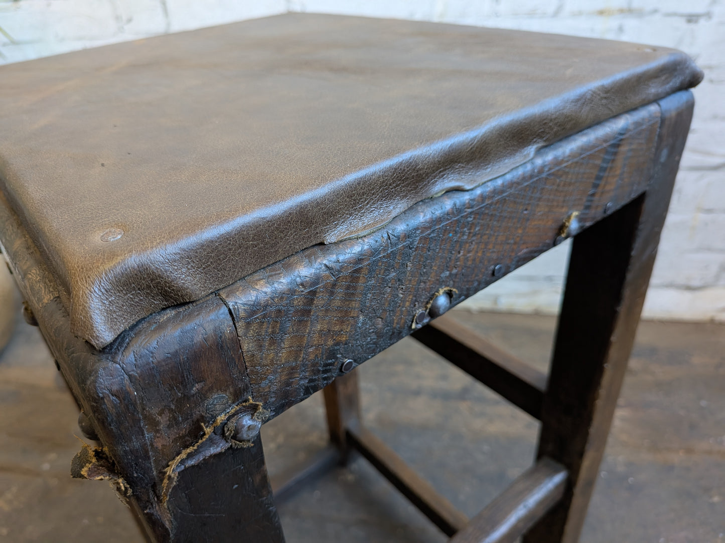 Vintage Oak Folk Art Industrial Factory Machinists Work Lab Stool With Leather Seat