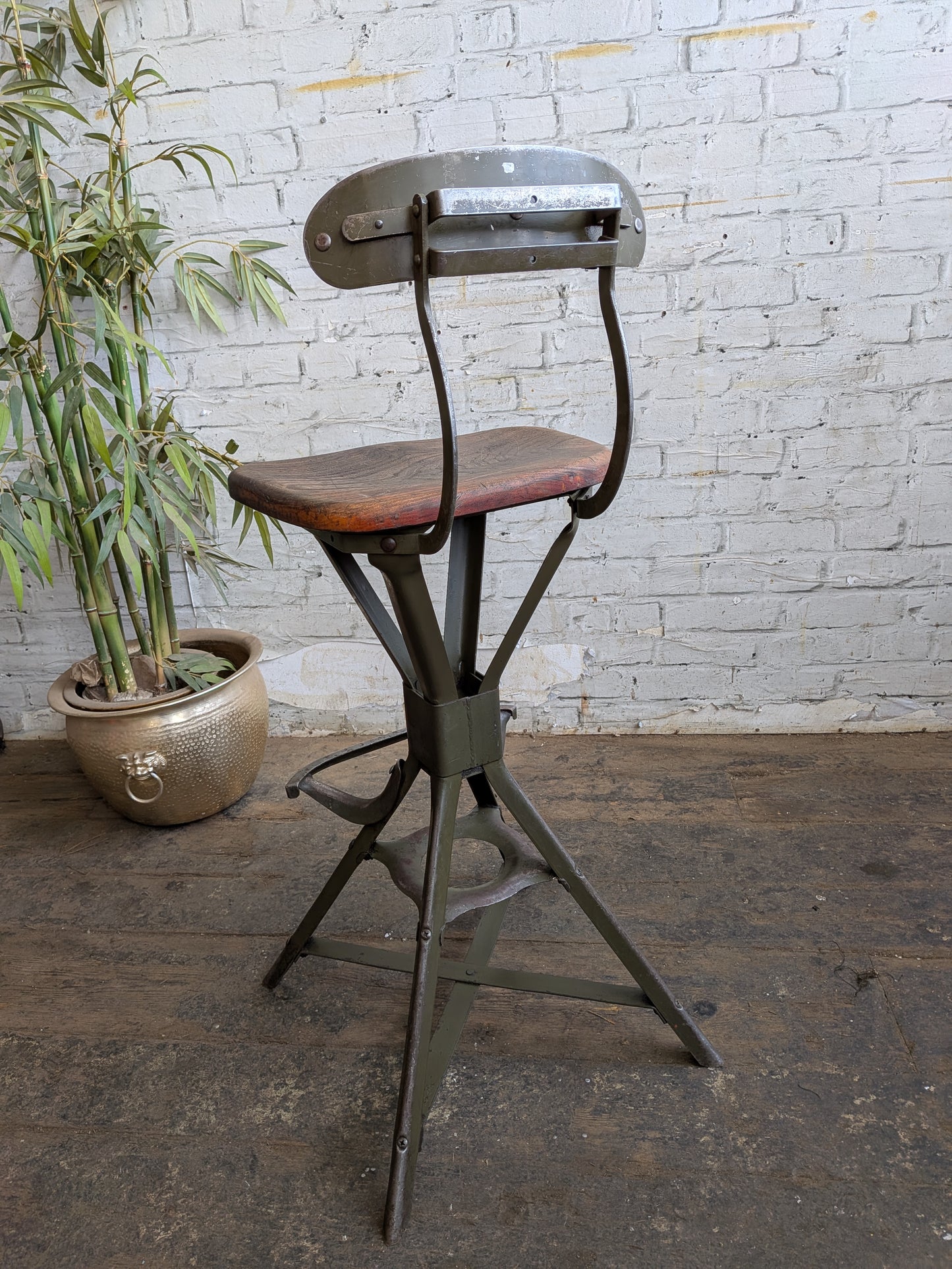1 x Rare Vtg 30s 40s Art Deco Evertaut Industrial Metal High Chair with Footrest