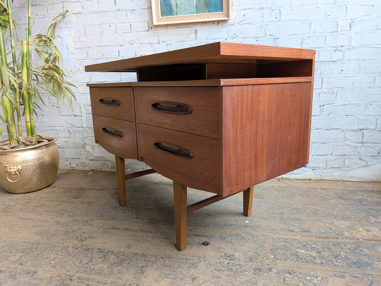 Vintage 70s Retro Mid Century Modern Chest of 4 Drawers Small Sideboard