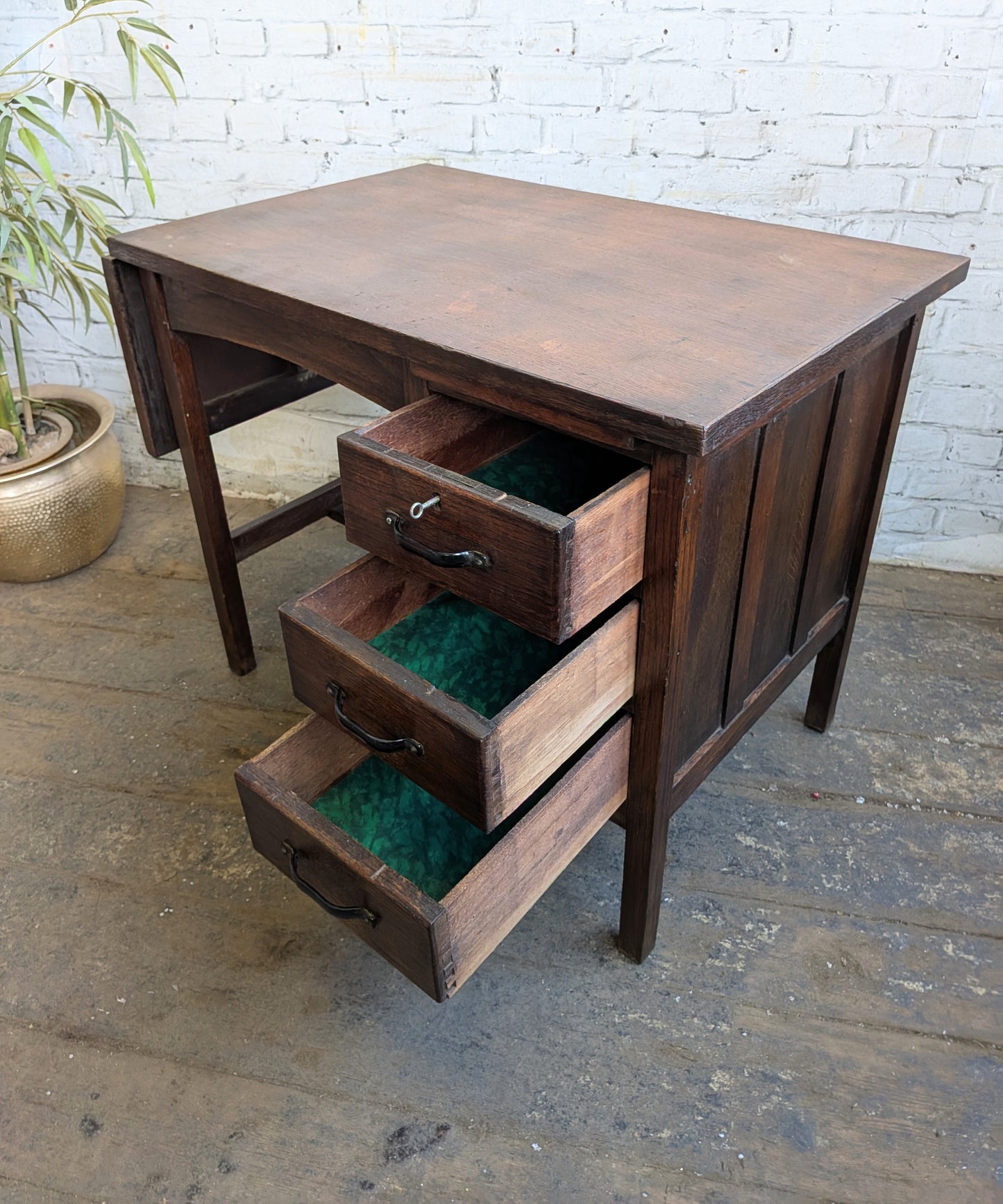 Small Vintage 40s 50s Oak 3 Drawer Extending Industrial Factory Pedestal Desk