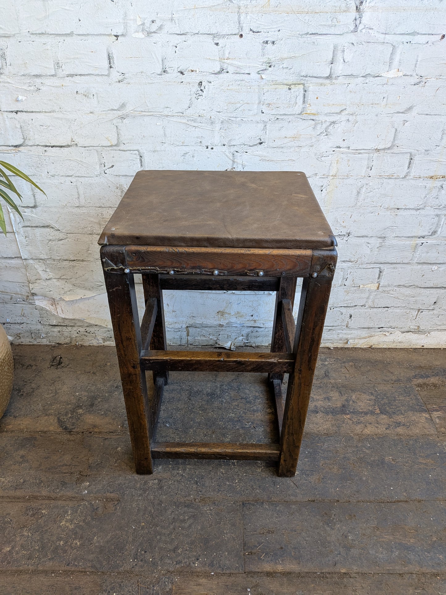 Vintage Oak Folk Art Industrial Factory Machinists Work Lab Stool With Leather Seat