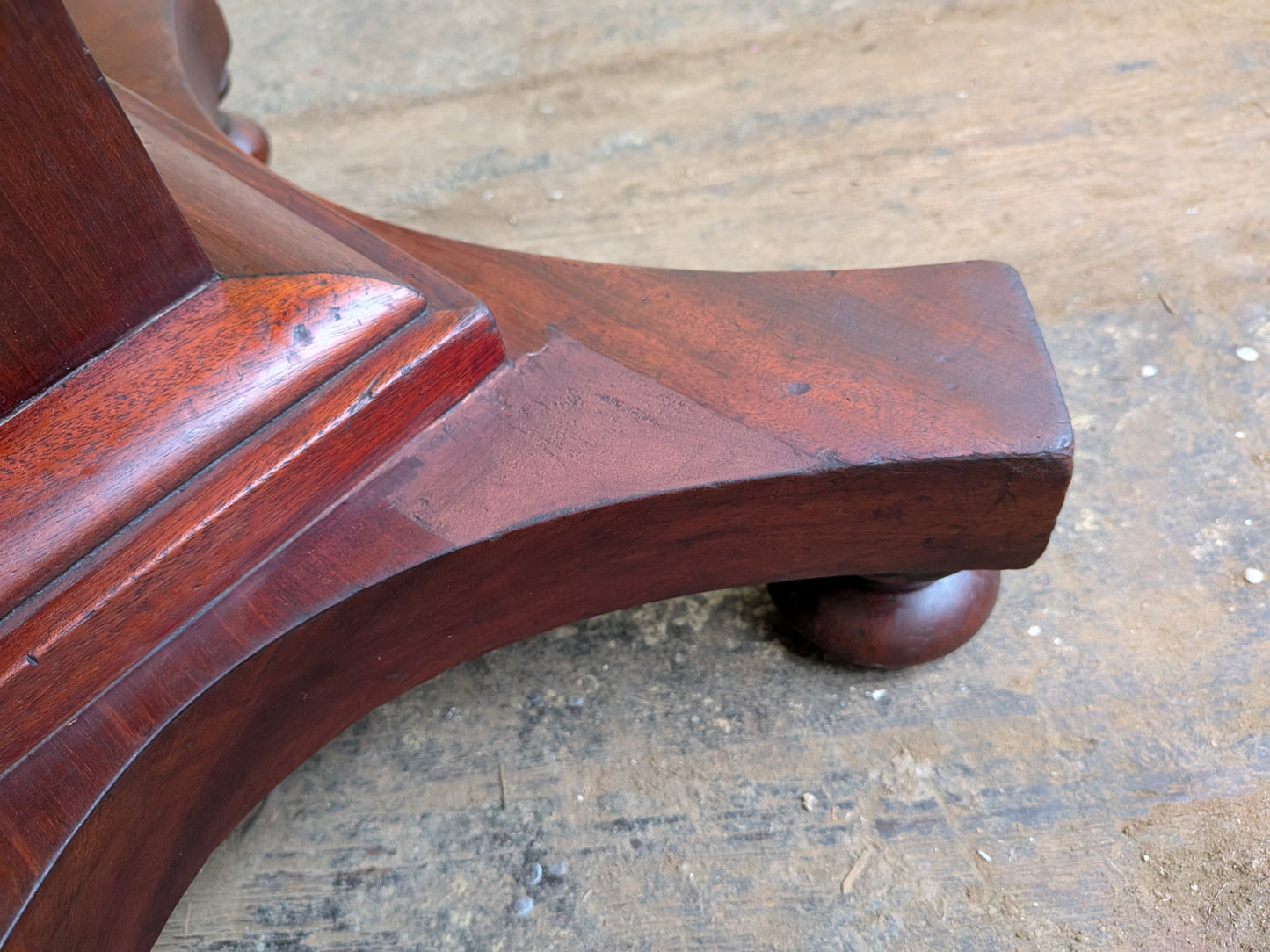 Antique Victorian Mahogany  Side End Hall Sofa Plant Pedestal Table