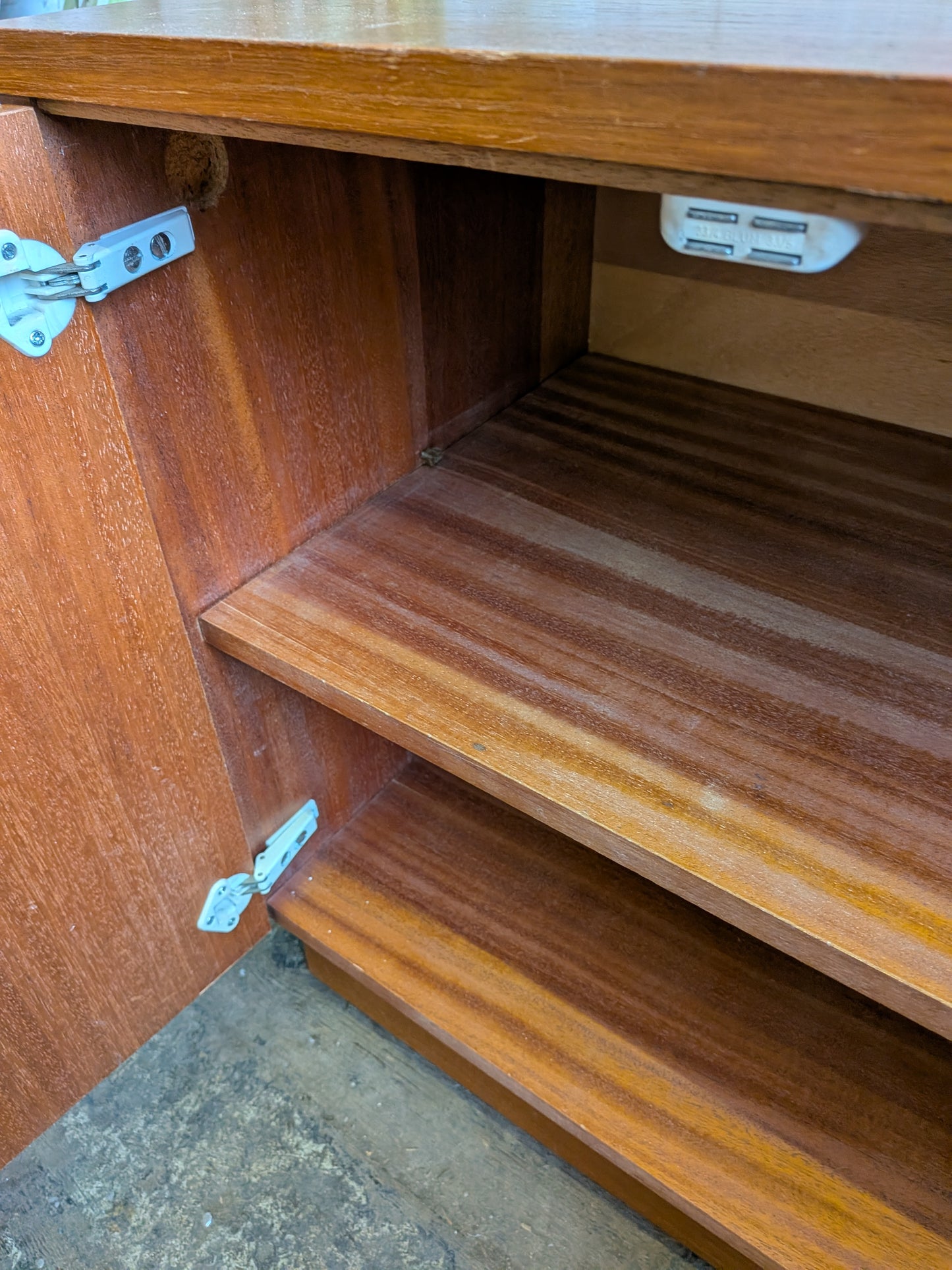 Vtg 60s 70s Retro Mid Century Modern Record Storage Media TV Cabinet Sideboard