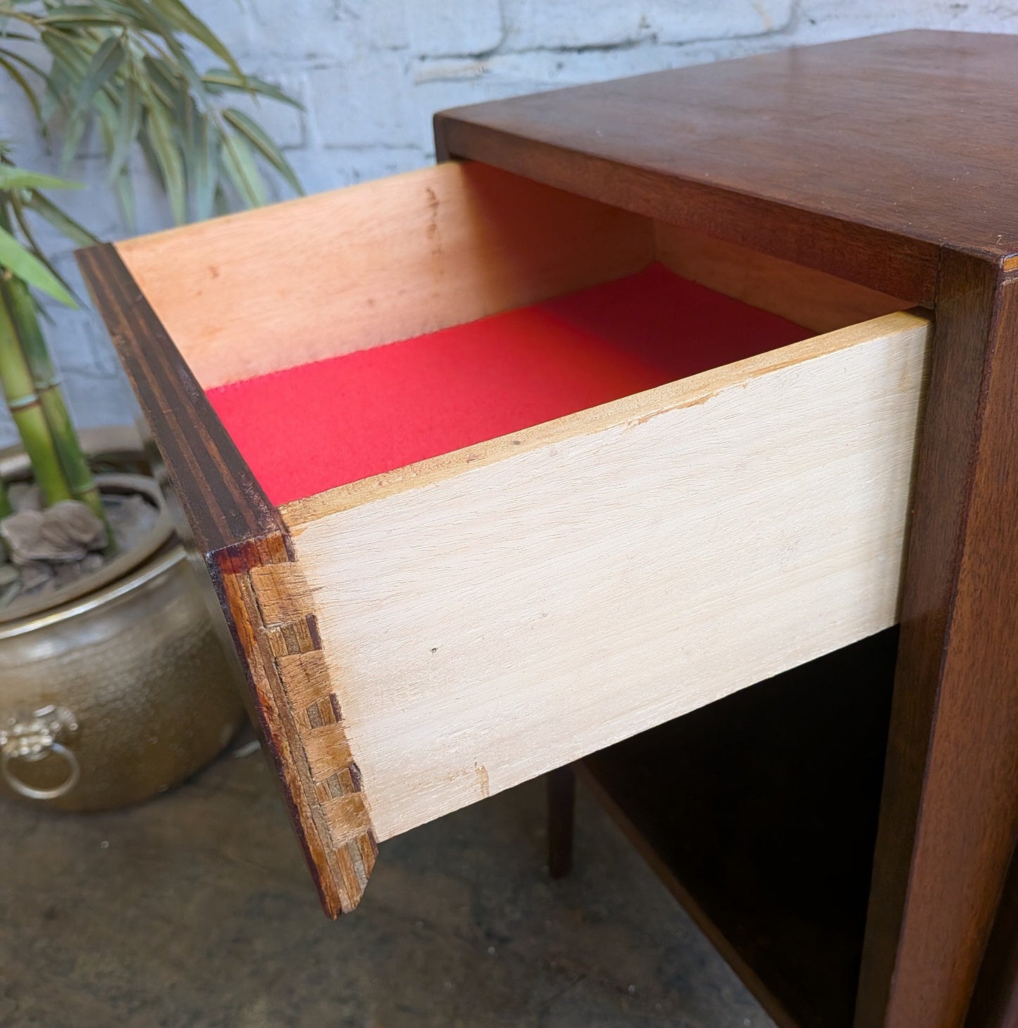 Vintage 1950s 60s Retro Mid Century Modern Side Table Bedside Cabinet with Single Drawer