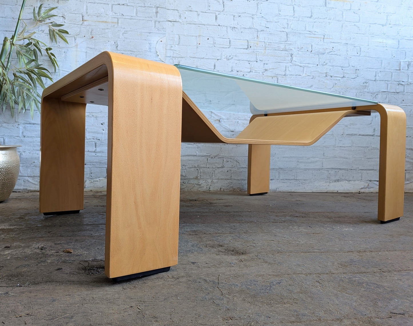 Large Vintage Modernist Style Ekornes Stressless Pegasus Bentwood and Glass Coffee Table with Magazine Rack