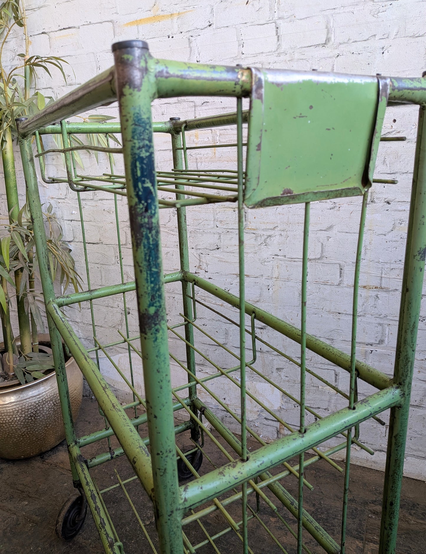 1 x Vtg Mid Century Industrial Factory Steel Book Shelf Shelving Storage Trolley