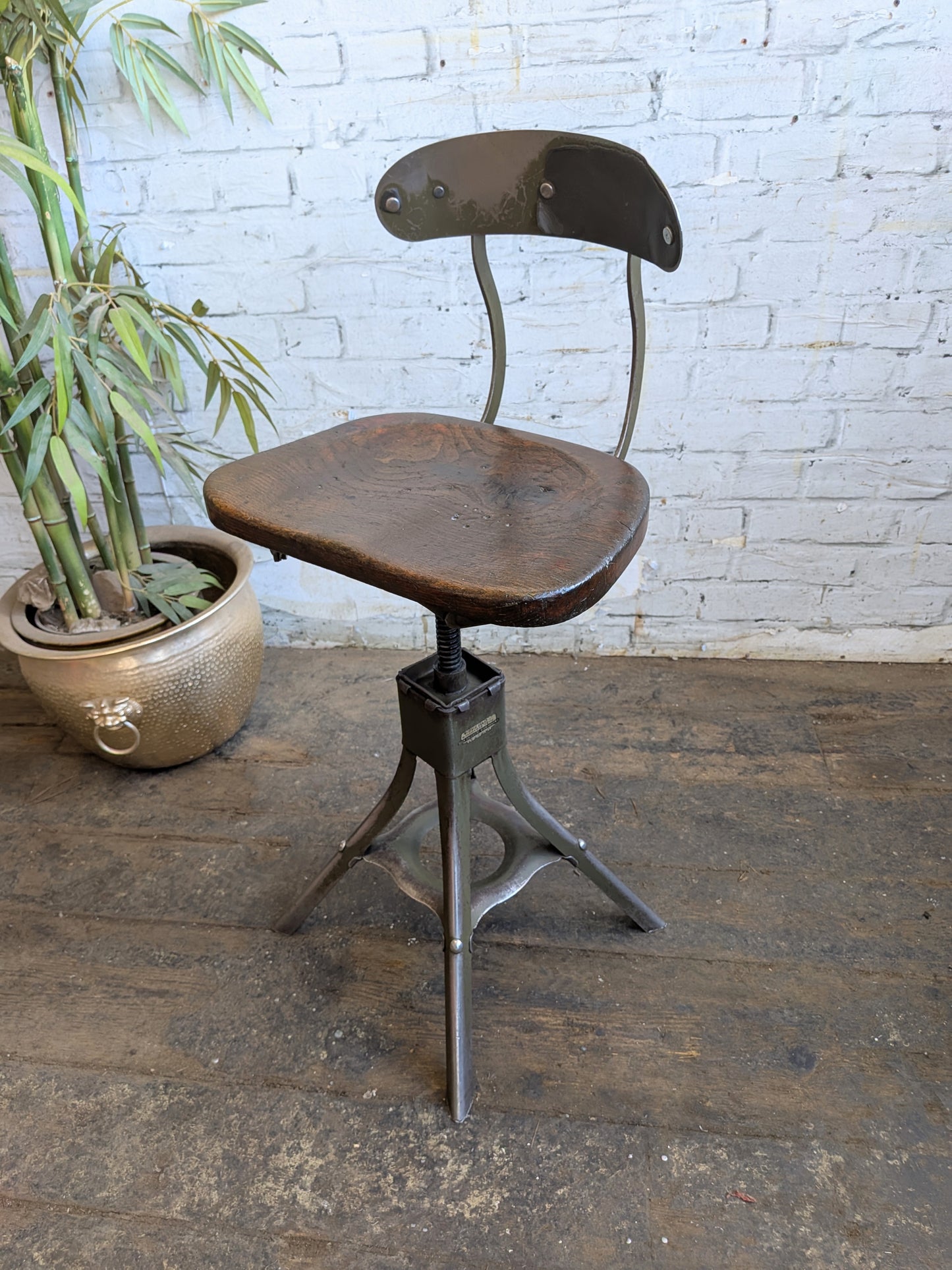 1 Vtg 30s 40s Art Deco Steel Evertaut Industrial Machinists Typists Swivel Chair