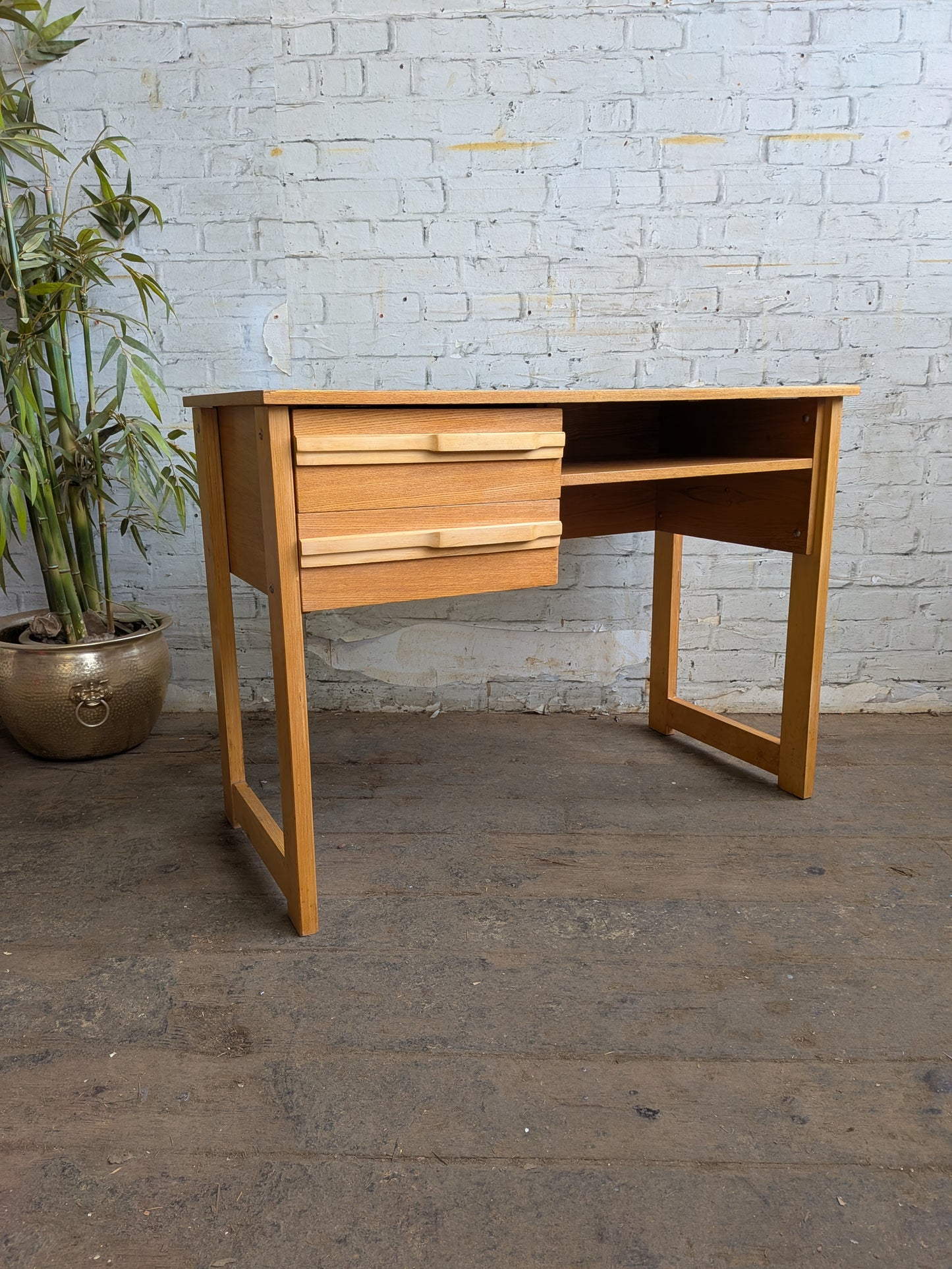Vintage 70s Retro Mid Century Modern 2 Drawer Work Desk Dressing Vanity Table