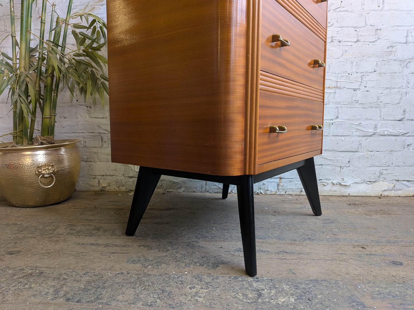 Vintage Retro 50s 60s Mid Century Modern Homeworthy Tallboy Chest of 4 Drawers