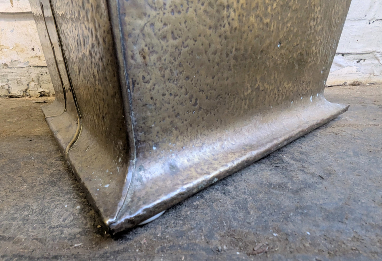 Antique Edwardian Arts & Crafts Art Nouveau Brass Coal Purdonium Fireside Stool